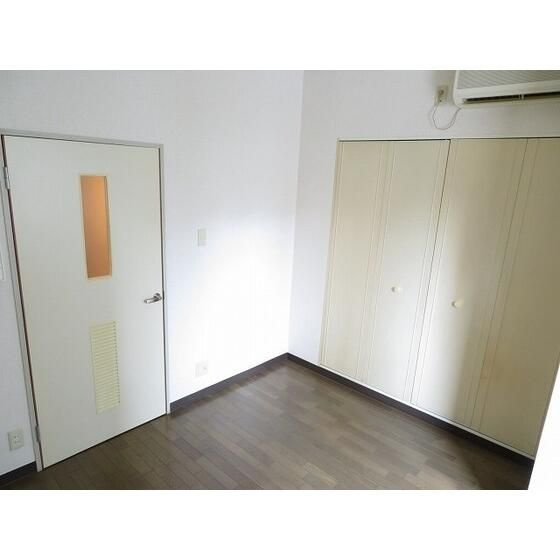 アベニール曙橋の寝室