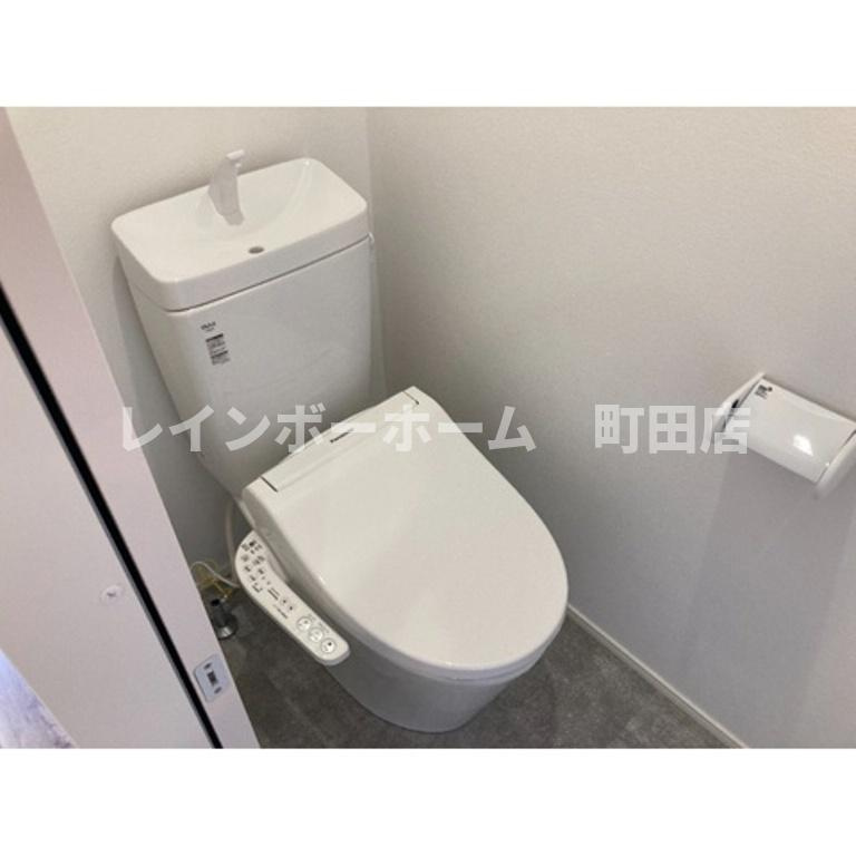 MQuarto江田※初期費用分割後払いサービス利用可能物件のトイレ