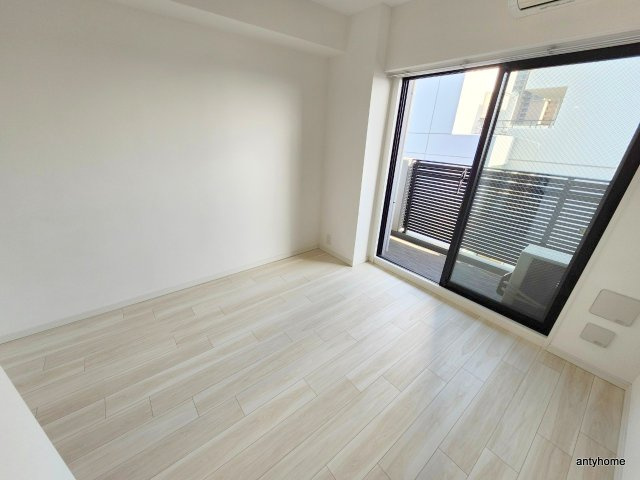 S-RESIDENCE南堀江　仲介手数料無料の居間・リビング