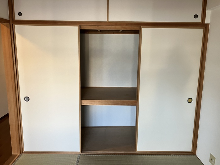 プラザハイツ二ツ屋F棟の収納