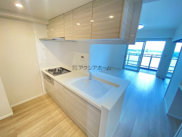 クレアシティ所沢のキッチン|リビングが見渡せる対面式キッチン