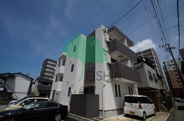 リテラ博多小町の駐車場