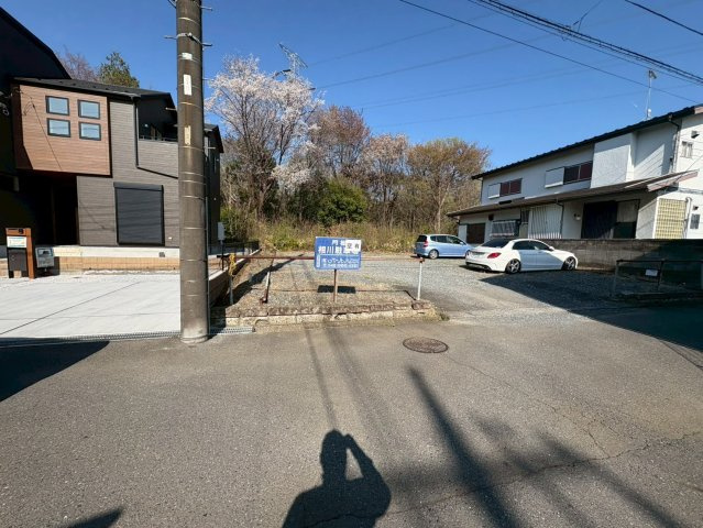 狭山市北入曽　建築条件なし売地　西武新宿線『入曽駅』徒歩20分　【山王小学区】の前面道路含む現地写真