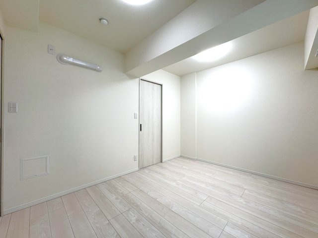 ル・リオン錦糸町エグゼの洋室|ドキドキの新生活も、安心してスタート。ぴったりの住まいを見つけませんか？クランディアが一緒に住まい選びをサポートします‼　まずは、お気軽にお問合せください　＃クランディア