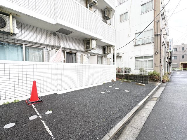 ル・リオン錦糸町エグゼの駐車場|ドキドキの新生活も、安心してスタート。ぴったりの住まいを見つけませんか？クランディアが一緒に住まい選びをサポートします‼　まずは、お気軽にお問合せください　＃クランディア