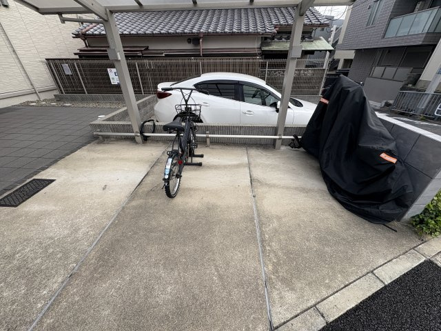 グレイスコート神戸永手町の駐車場