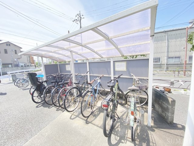 葛飾区新小岩４丁目のアパートのその他共用部分|毎日の利用に便利な駐輪環境☆