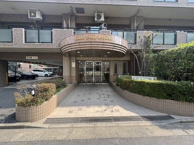 ライオンズステージ東陽町|エントランスです♪