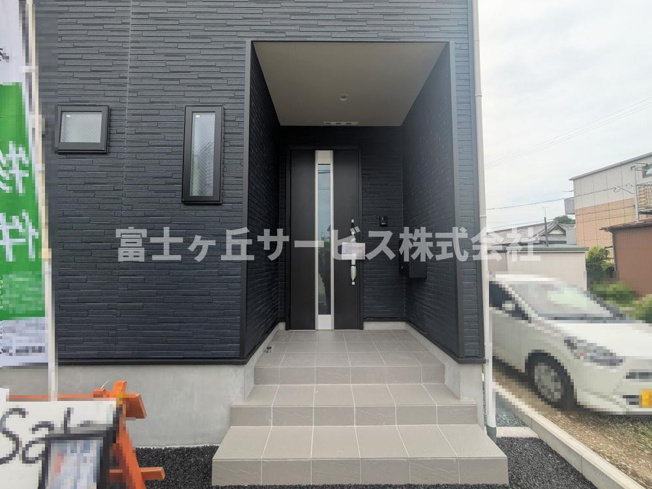 【エントランス】 | 磐田市見付 9期 新築一戸建て | エントランスです