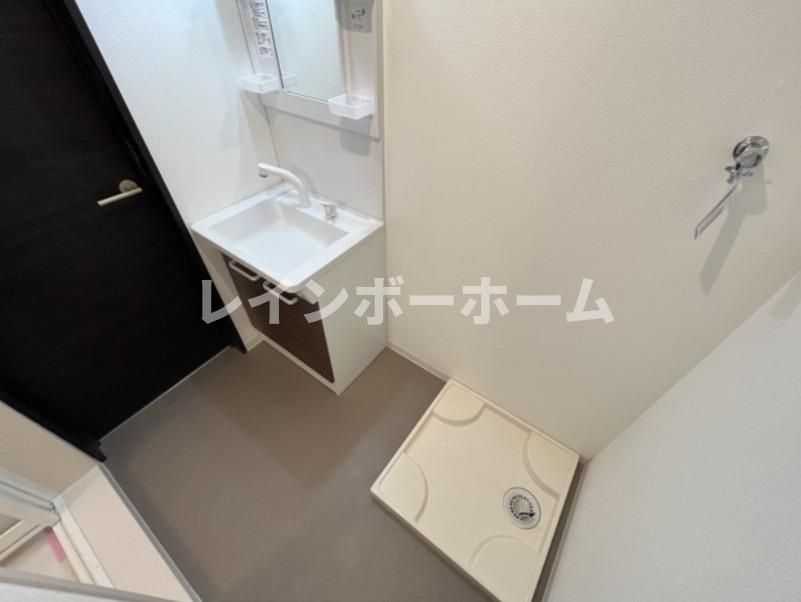 ジーメゾン春日部緑町ルヴェールの独立洗面台|※建築中のため同施工会社参考写真となります。