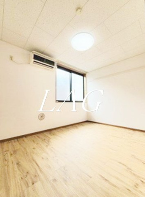 【居間・リビング】 | グローリエ | 洋室のお部屋です。