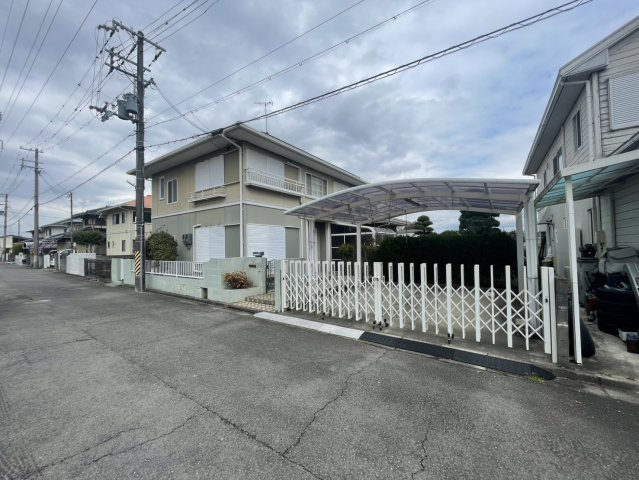 和歌山市吉原・中古戸建・54766の前面道路含む現地写真