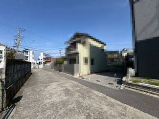 【前面道路含む現地写真】 | 土師町１丁　売土地 | 前面道路約５ｍ！広々運転の苦手な方も安心です！