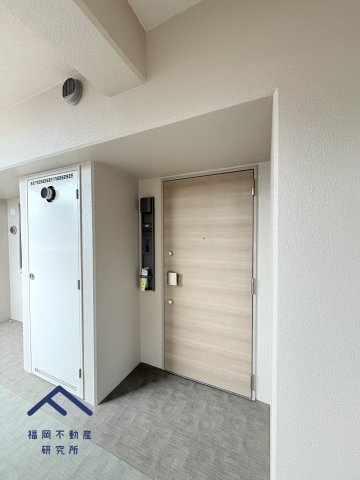 アルファライフ博多の玄関