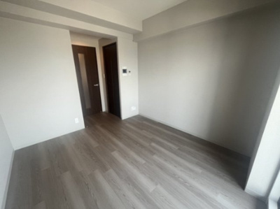 【洋室】 | ArtizA淡路 | 明るい洋室です