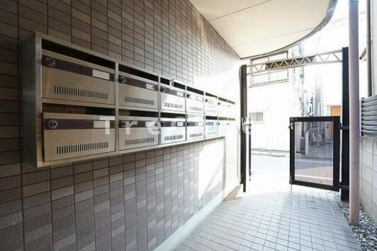 RIKIパレスのエントランス