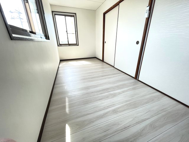 【寝室】 | 落ち着いて過ごせるお部屋なので、寝室にいかがでしょうか