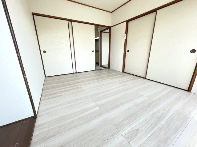 【寝室】 | 落ち着いて過ごせるお部屋なので、寝室にいかがでしょうか