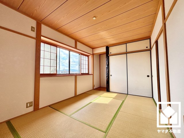 南区久世築山町の和室