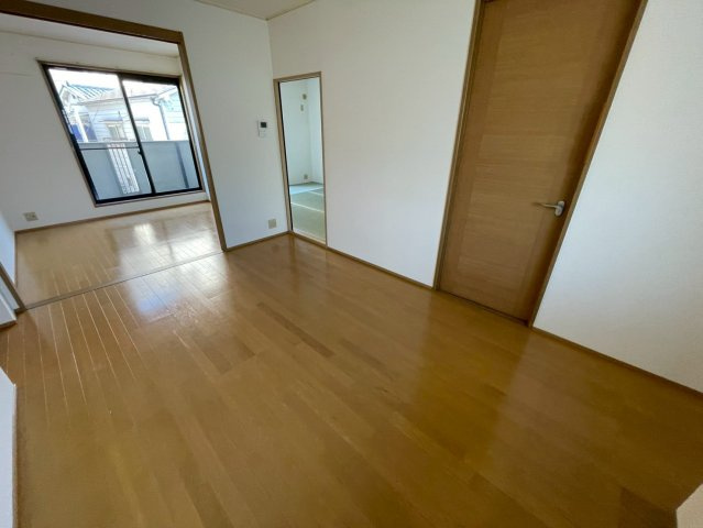 レトア大石2の居間・リビング