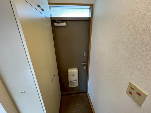 レトア大石2の玄関