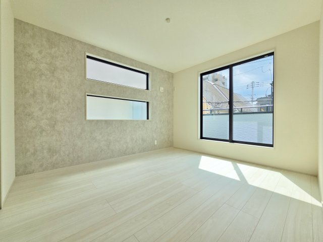 練馬区谷原1丁目 限定1棟の洋室|2階7.0帖洋室
主寝室にもぴっりたりな広々とした居室
プライベート空間も充実し各部屋、広さをしっかりと確保いたしました