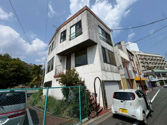 静岡県伊東市　一棟マンションの外観