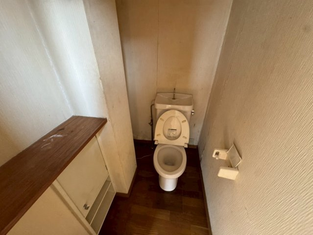 静岡県伊東市　一棟マンションのランドリースペース