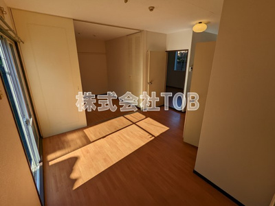 【内装】 | ヤヨイユー | ダイニングキッチン6帖※クリーニング中の写真※