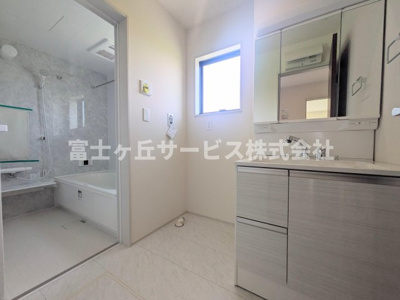 【脱衣所】 | 磐田市前野 新築一戸建て | 脱衣場です