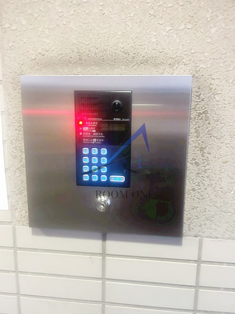 ラッキー浅草橋ビルのセキュリティ|オートロックです。