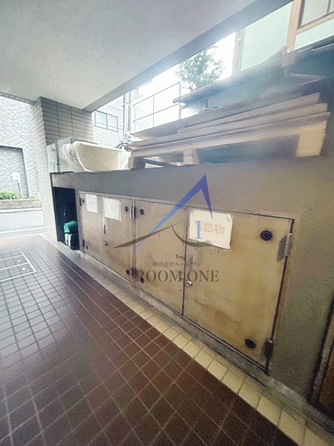 ラッキー浅草橋ビル