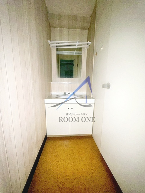 ラッキー浅草橋ビルの洗面所|洗面台です。