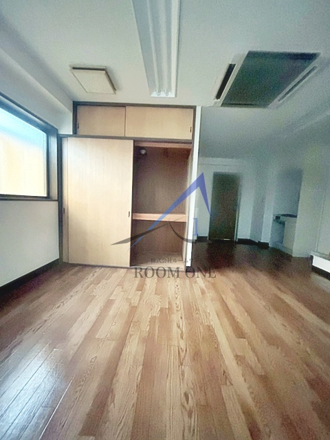 ラッキー浅草橋ビルの居間・リビング|洋室のお部屋です。