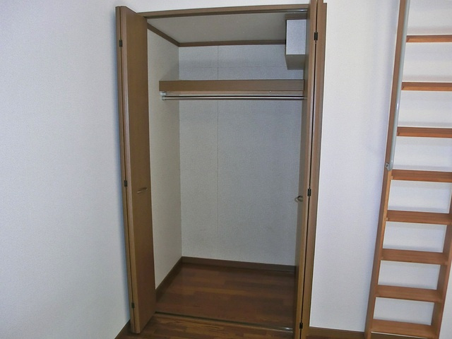 サンフラワー西小岩の収納|収納はクローゼットタイプ！