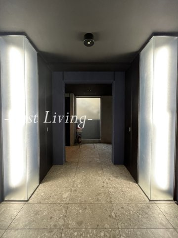 LAPIS　COURT　YOTSUYAのロビー