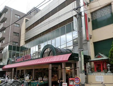 ファミール飛翔の周辺