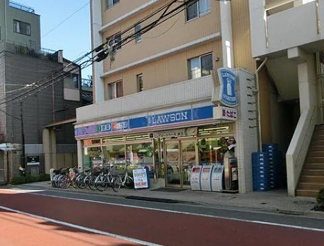 ファミール飛翔の周辺