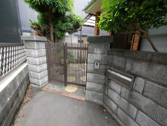 【エントランス】 | 下小阪１丁目戸建