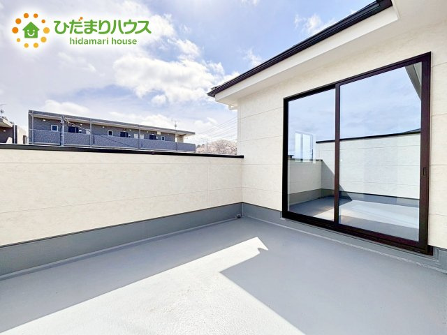 【バルコニー】 | 水戸市小吹町2期　新築戸建　1号棟 | バルコニー付きなら洗濯物がたくさん干せて乾きやすいですね