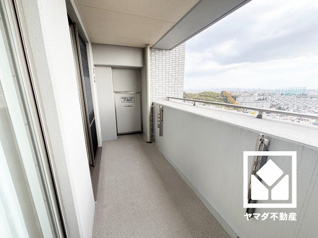エスリード西宮甲陽園　3番館ヒルズのバルコニー