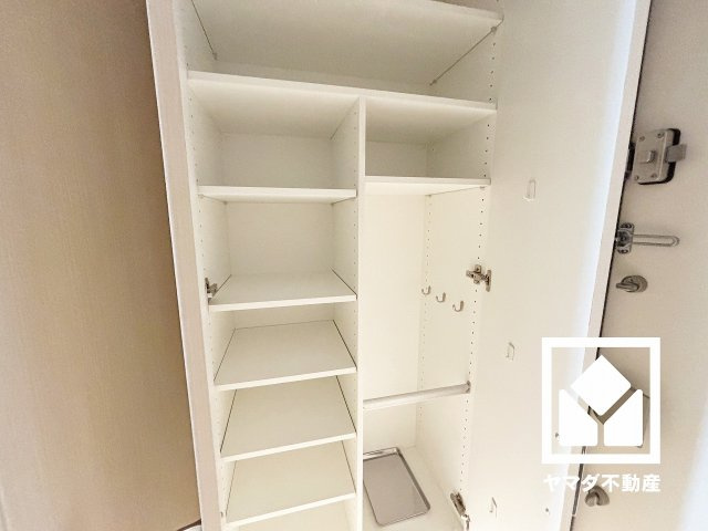 エスリード西宮甲陽園　3番館ヒルズの収納