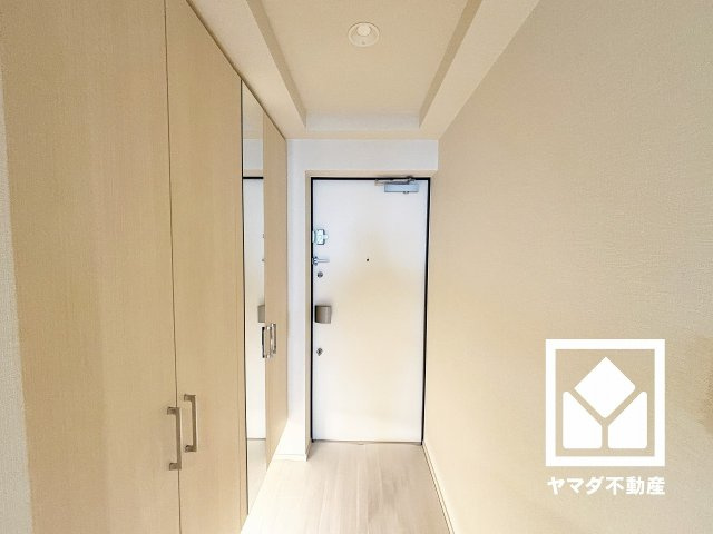 エスリード西宮甲陽園　3番館ヒルズの玄関