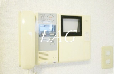 【設備】 | ラグジュアリーアパートメント東日本橋 | モニター付きインターホンです。