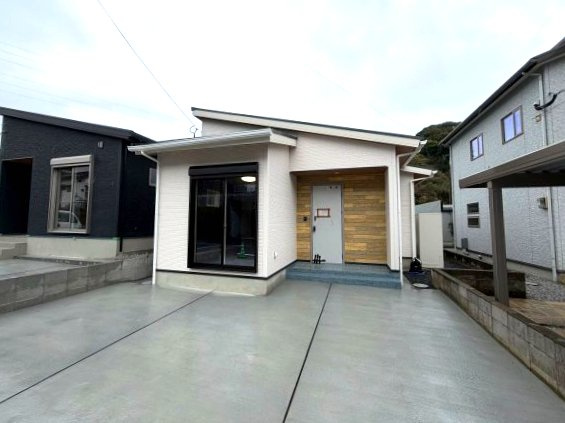 東坂元4丁目　新築戸建ての外観|堂々完成しました！駐車3台可！
