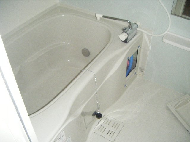 オリーブコート塚田の浴室|嬉しい追炊き機能付いています