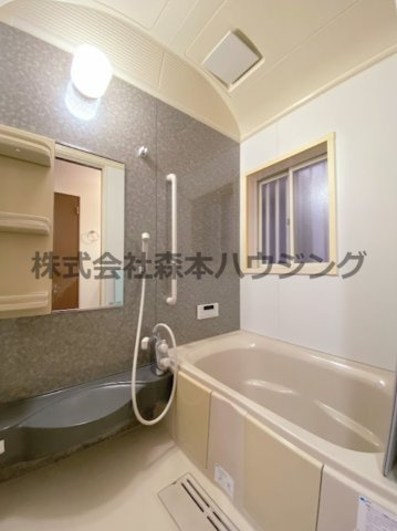 【浴室】 | 　寝屋川市高柳2丁目36テラス | ゆったり過ごせるお風呂です