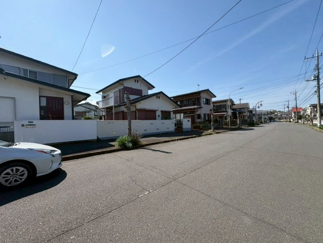 狭山市中央1丁目　建築条件なし売地　西武新宿線『狭山市駅』徒歩16分　【富士見小学区】の前面道路含む現地写真