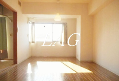 【居間・リビング】 | グレイスコート多摩川 | 洋室のお部屋です。