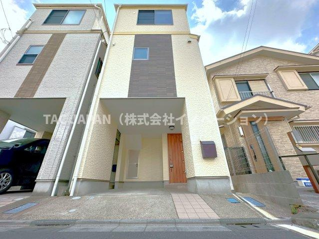 北区岩淵町の良邸の外観|【新生活応援キャンペーン実施中！】 
 当社では『仲介手数料が無料』になるキャンペーン中です。 ご購入の諸費用が他社様と比べて約230万円ほどお安くご購入いただけます。
ぜひお気軽にお問合せください。